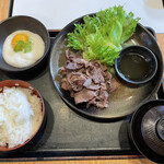 Shabu Shabu Sukiyaki Don Tei - 切り落とし牛たんとろろ定食