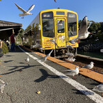 かとれあ - 電車には長坂養蜂場の宣伝