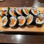 韓国家庭料理 焼肉 明洞 - キンパ