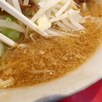 ラーメン二郎 - スープ