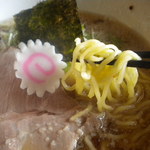 Chuukasobagouya - 麺はこんな感じで、中太ちじれ麺。
