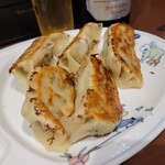 李家福酒場 - 豚肉白菜焼き餃子(５個)