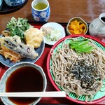 町田屋 - 天ぷらそば。¥850。