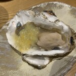 酒とったり - 牡蠣の旨塩レモン