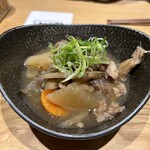 酒とったり - 牛煮込み