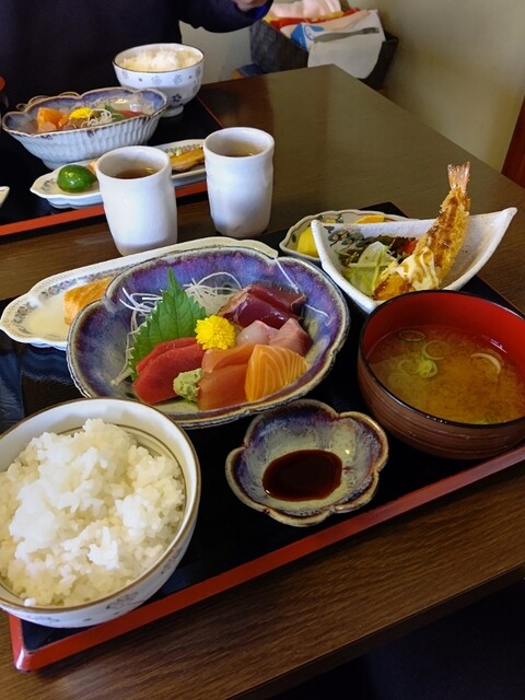 さかなやさんのご予約 - 越中大門/海鮮丼 | 食べログ