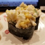 回転寿し トリトン - 北のサラダ軍艦。