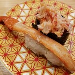 回転寿し トリトン - 花咲がに・紅ずわいがに二種盛り。