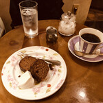 Kafe Ra Kuremaie - ガトーショコラとコーヒーのセット