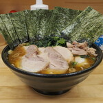 ラーメン 三亀 - 特三亀ラーメン