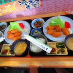 お食事処 河童 - ２人の日替わりワンコインランチ・カキフライ定食　５００円（税込）【２０２２年１１月】