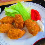 お食事処 河童 - 日替わりワンコインランチ・カキフライ定食　５００円（税込）カキフライのアップ【２０２２年１１月】
