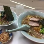 Ramen Shoppu - ラーメンとネギ丼