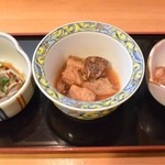 佐渡が鮨 - 先付け。