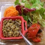 ユニオンサンドヤード - サラダ。ボリュームあり。