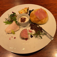 フィオリスカ - 