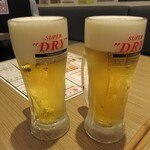格安ビールと鉄鍋餃子 3・6・5酒場 - 生ビール