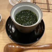 鮨 しゅん輔 阿佐ヶ谷 - アサリ出汁と鶏の茶碗蒸し　アオサ