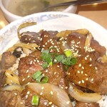 溶岩炭火焼肉 炎や - 