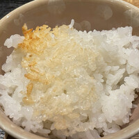 銀座米料亭 八代目儀兵衛 - おこげがついています