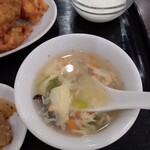 四川料理 海峰 麻婆豆腐 - スープ