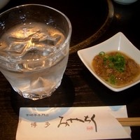 博多みやちく - お冷・小鉢