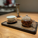 両忘 - 紅茶は砂時計で3分待って