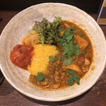 SPICY CURRY 魯珈 - 