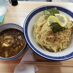 Niboshi Ramen Ikkyuu - 煮干し塩つけ麺 大 1000円