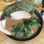 麺家 紫極 - のり・ほうれん草ラーメン+トッピングC：980円