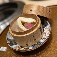 横浜 うしみつ - 厳選ヒレのパオカツサンド