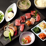Colorful lunch "Sai" featuring 8 types of carefully selected beef, 7 dishes in total