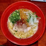 Sumiyaki Tanuki - 豚骨らーめん【700円】