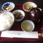 たねや日牟禮茶屋 - バームクーヘン豚の生姜焼定食・膳