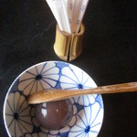 たねや日牟禮茶屋 - あん玉？