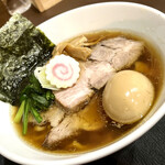 手打ち 蓮 - 『醤油ら〜麺＋煮卵』