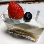 パティスリー ベリエ - いちごのショートケーキ