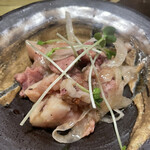 石垣牛専門店 焼肉 金城 北谷本店 - 食べログクーポンでサービスしてもらった牛すじ煮込み。とろっとろです。