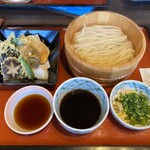 たらいうどん 山のせ - 野菜天麩羅たらい【中たらい】￥1,125