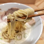 らぁ麺 櫻井 - ムニムニ＋コシ＋ツルツル
