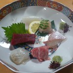 辰弥すし - お造り トロ 平目 鮪 鯛 アイナメの昆布〆 いか