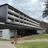 レークハウス - 