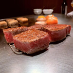 Steak House Medium Rare ORIENTAL HOTEL - 