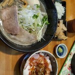 麺屋ひな多 - 