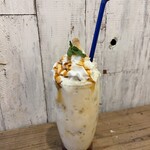 生姜料理 しょうが - ジンジャーミルクシェイク！塩バナナキャラメル！