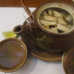 Washoku Sake Yuu - ハモと松茸の土瓶蒸し