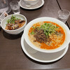 四川担担麺 阿吽 湯島本店