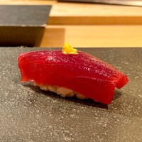 一㐂 - 鮪 赤身 漬け 辛子