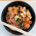 魚丼 - 