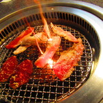 Jingisukan Yakiniku Miyanomori - ３種のお肉を焼いて【２０２２年１１月】